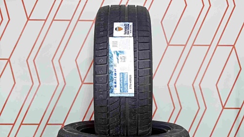 Шины Sailun Ice Blazer Arctic EVO 275/45 R20 110T